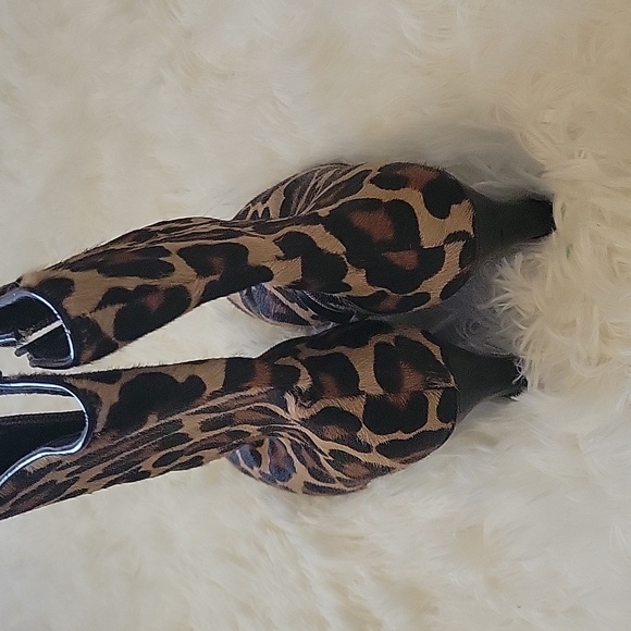 Ankle Boots - Animal Print- 7 - Picture 4 of 9